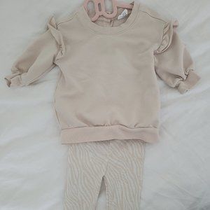 Baby Gap Tunic Length Sweater & Leggings Set - 3-6 months
